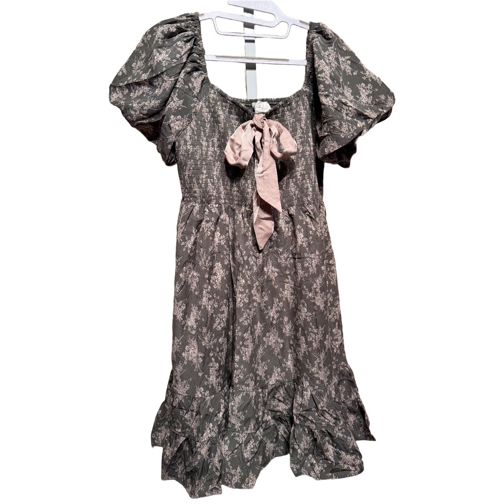 In February Floral Puff-Sleeve Tie-Front Mini Dress in Seagrass size large - Picture 2 of 5